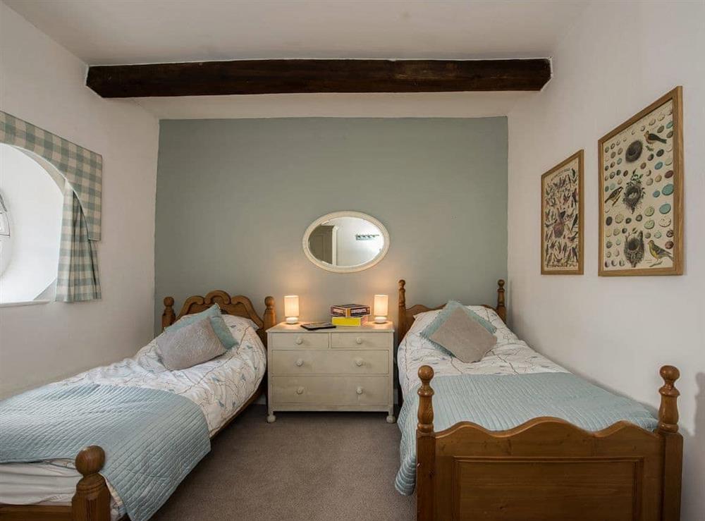 Bedroom with twin beds at The Coach House in Fremington, near Richmond, North Yorkshire