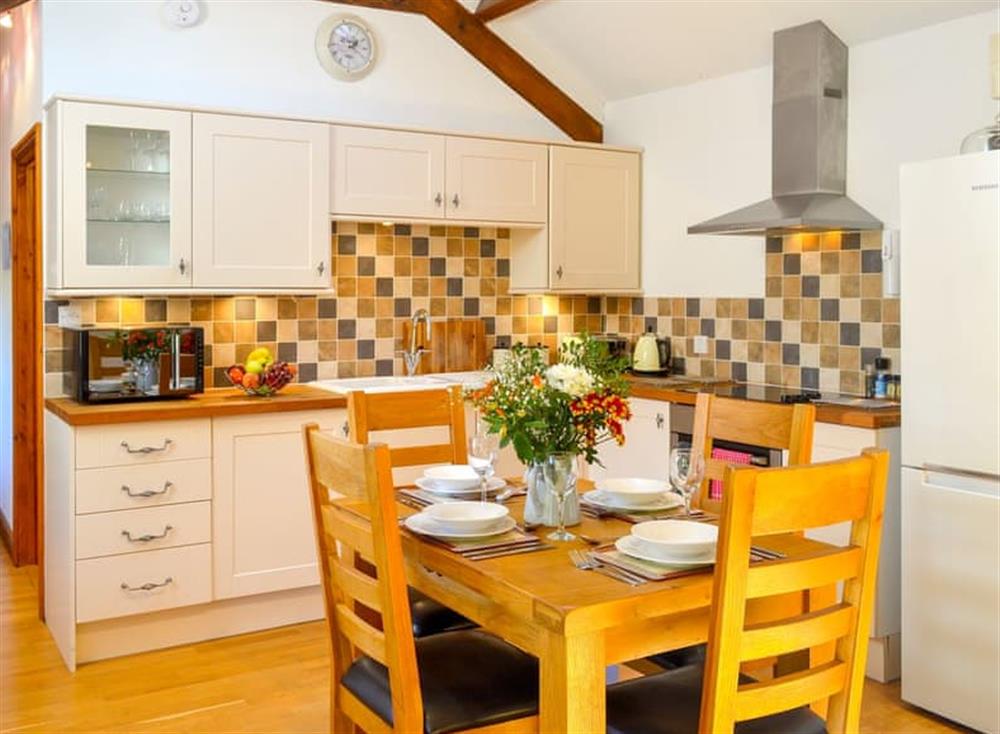 Kitchen and dining area at The Coach House in Gulworthy, near Tavistock, Devon