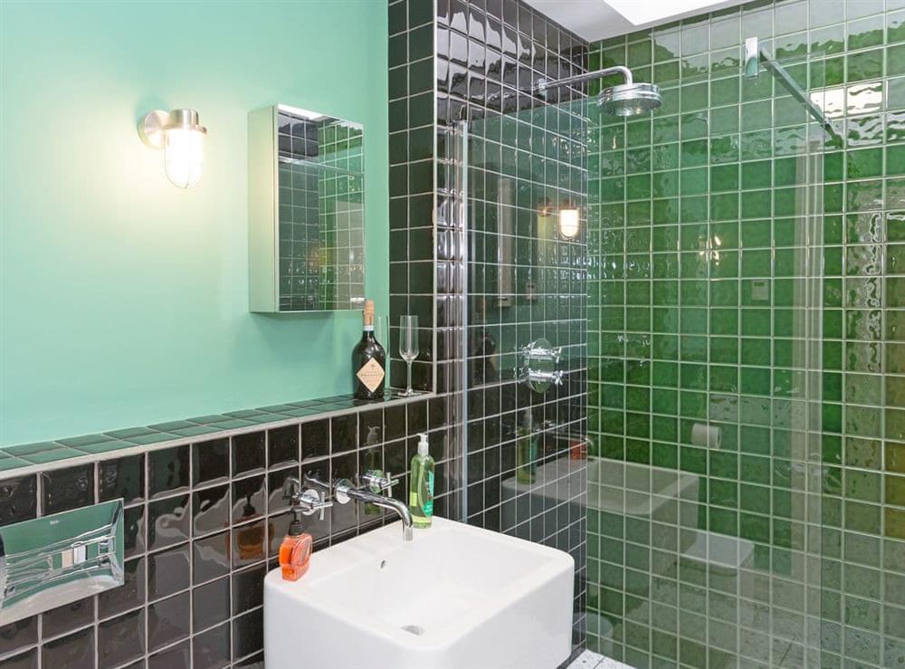 Lovely en-suite bathroom at The Coach House in High Urpeth, near Chester-le-Street, Durham