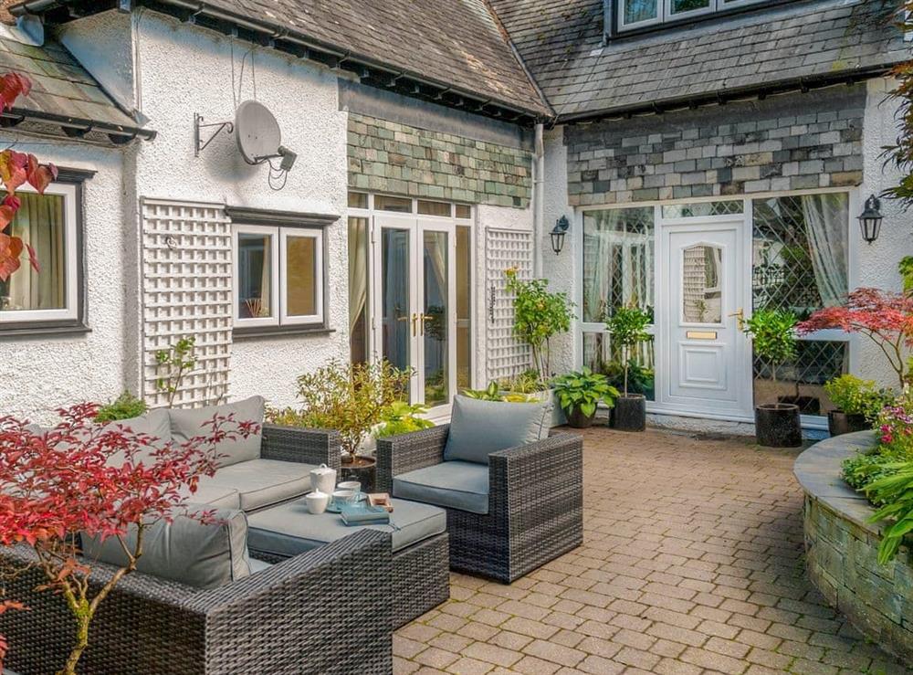 Relaxing enclosed courtyard at The Coach House in Keswick, Cumbria