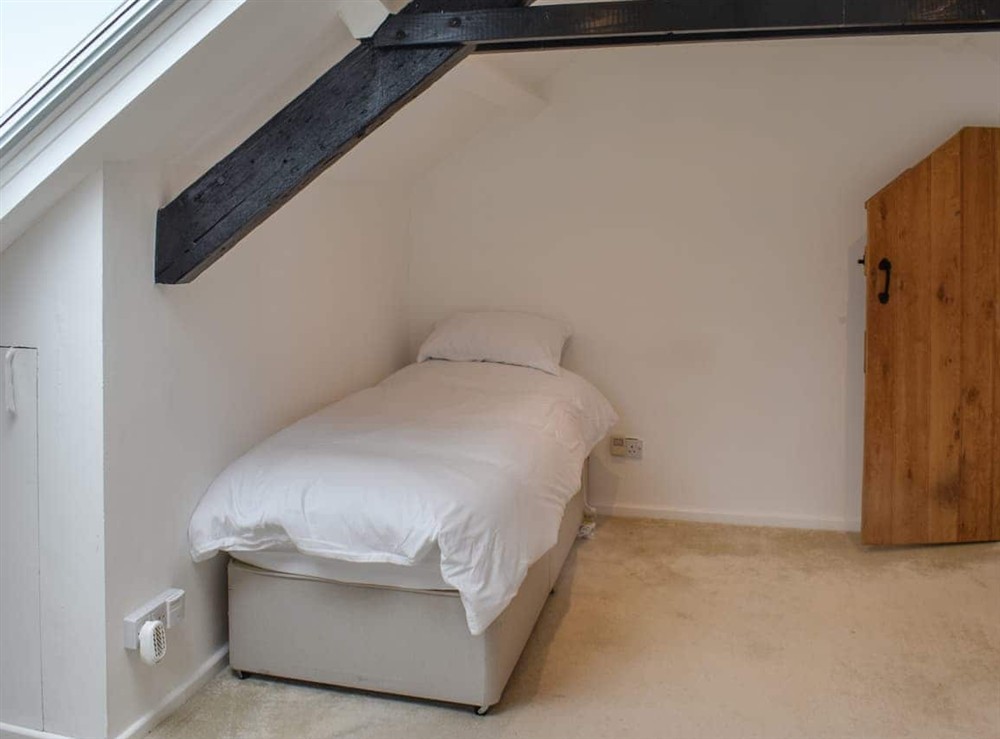 Single bedroom