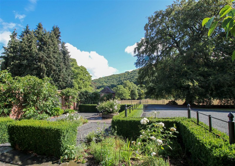 Outside (photo 2) at The Coach House, Little Stretton