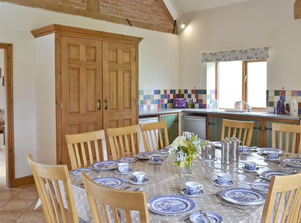 Plenty of dining space in the large kitchen/diner at The Coach House in Somersal Herbert, nr Ashbourne, Derbyshire