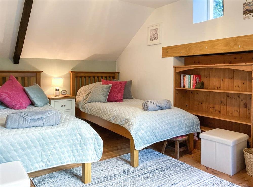 Twin bedroom at The Coach House in Sticklepath nr Okehampton, Devon