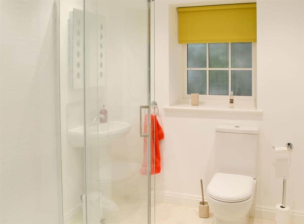 Shower room with full height shower cubicle at The Coach House in White Moss, near Grasmere, Cumbria, England
