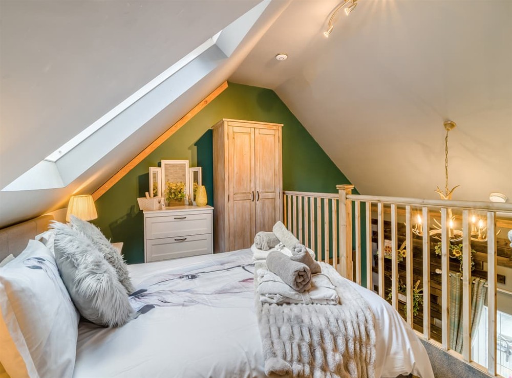 Double bedroom (photo 2) at The Coachmans Cottage in Ringwood, New Forest, Hampshire