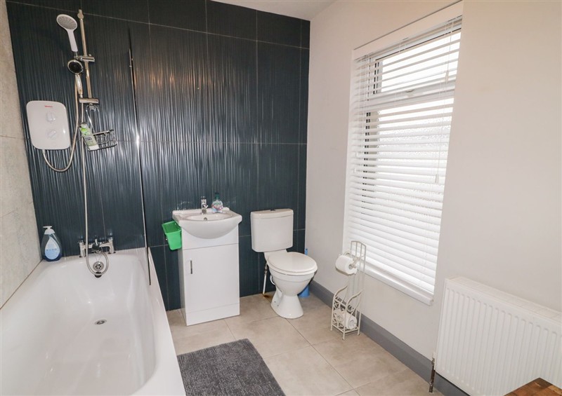 Bathroom at The Corner House, Londonderry