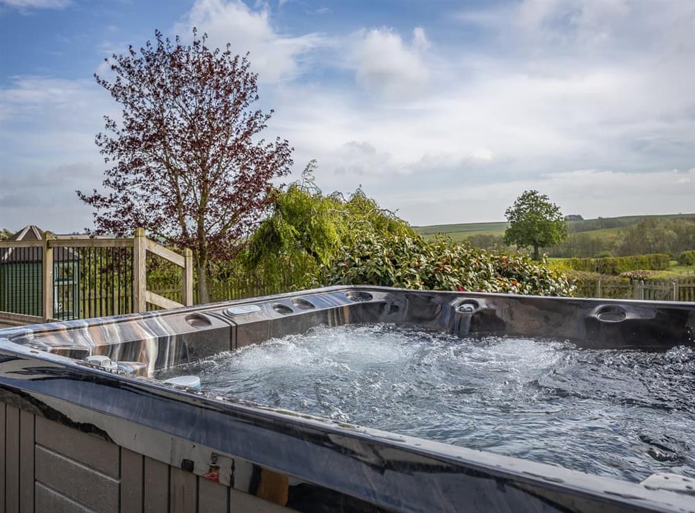 Hot tub at The Cottage in Ashby Puerorum, near Horncastle, Lincolnshire