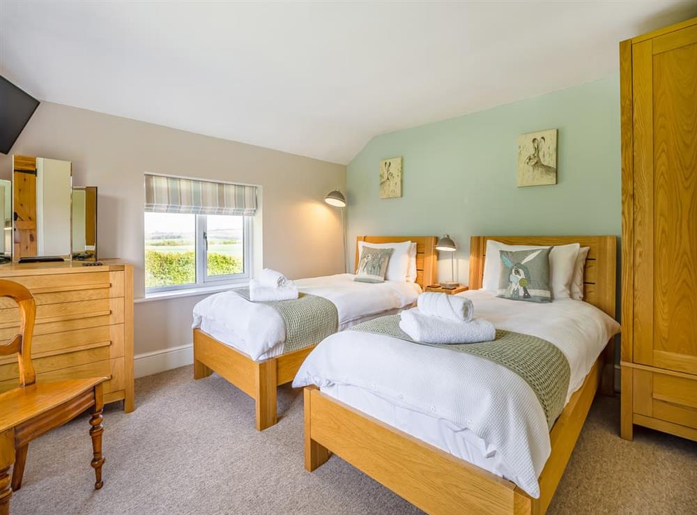 Twin bedroom at The Cottage in Ashby Puerorum, near Horncastle, Lincolnshire