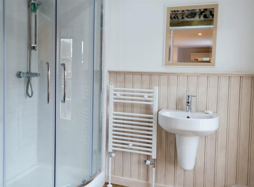 En-suite shower room at The Cottage in Broadstairs, Kent, England