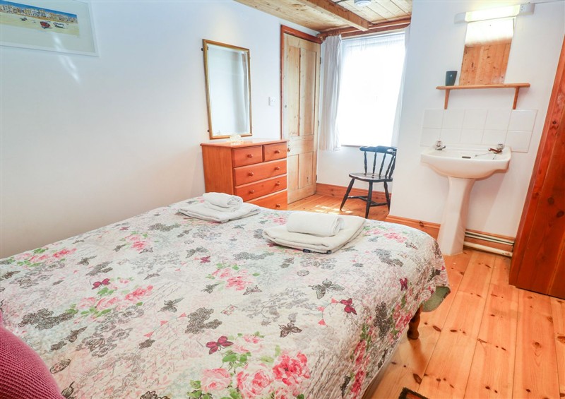 A bedroom in The Cottage (photo 2) at The Cottage, Carbis Bay