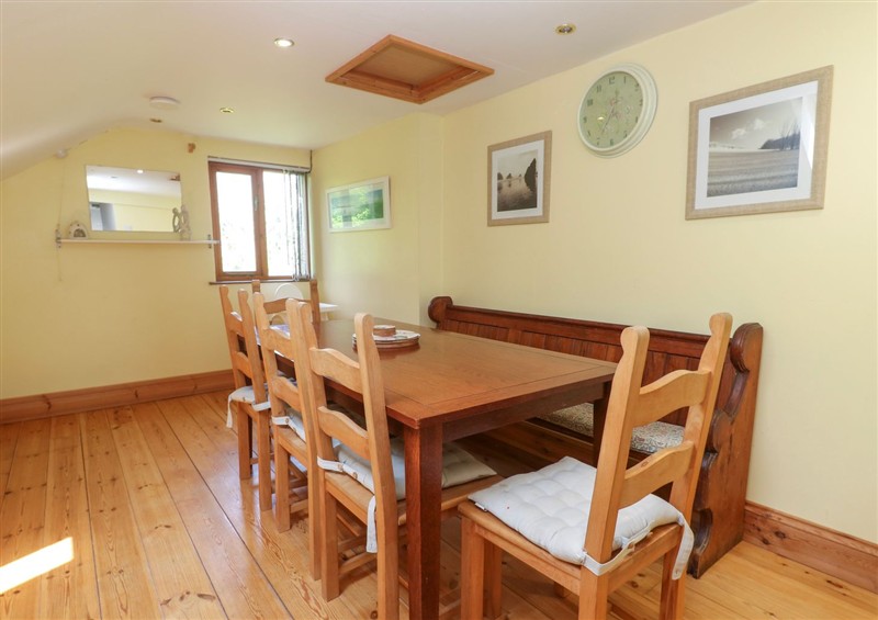 The dining area at The Cottage, Carbis Bay
