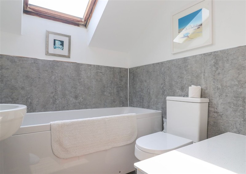 This is the bathroom at The Cottage, Carbis Bay