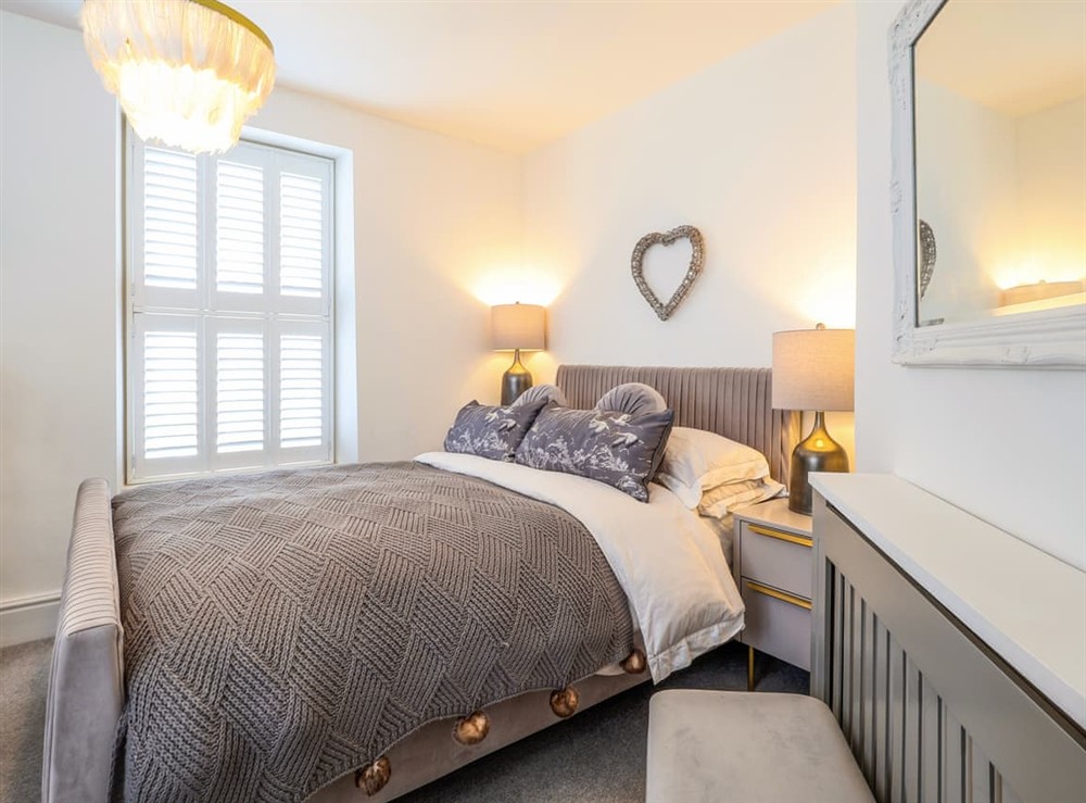 Double bedroom at The Cottage in Malmesbury, Wiltshire