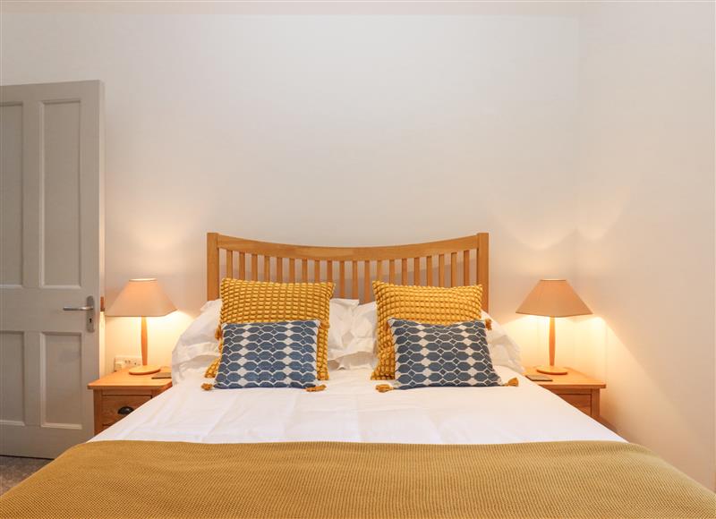 This is a bedroom (photo 3) at The Cottage on The Square, Chagford
