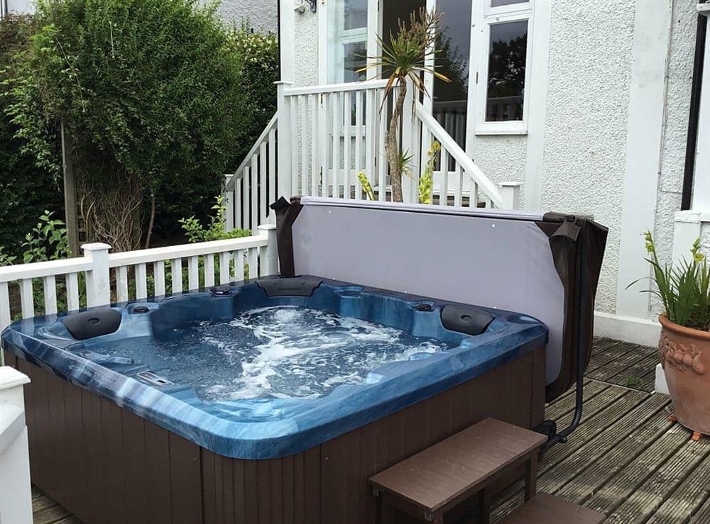 Hot tub at The Cottage  in St Margarets Bay, Dover., Kent