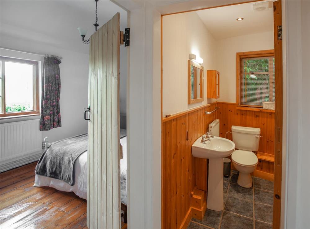 Bathroom at The Cottage in Stockton, Worcestershire