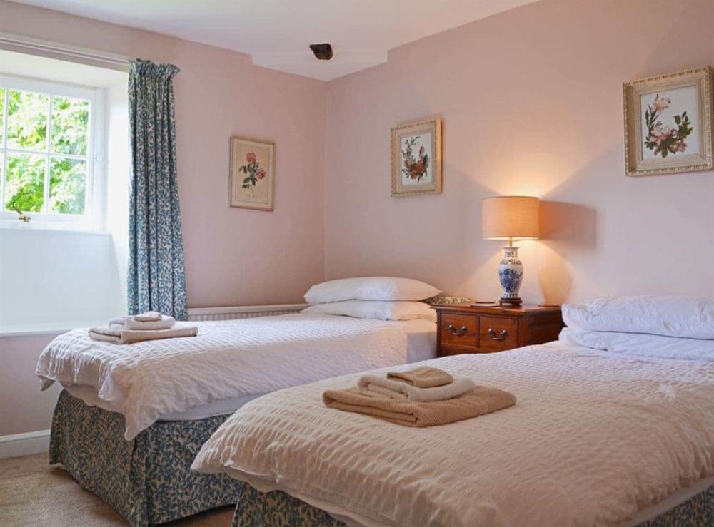 Light and airy twin bedded room at The Court House in Nr Kirkby Lonsdale, Cumbria., Lancashire