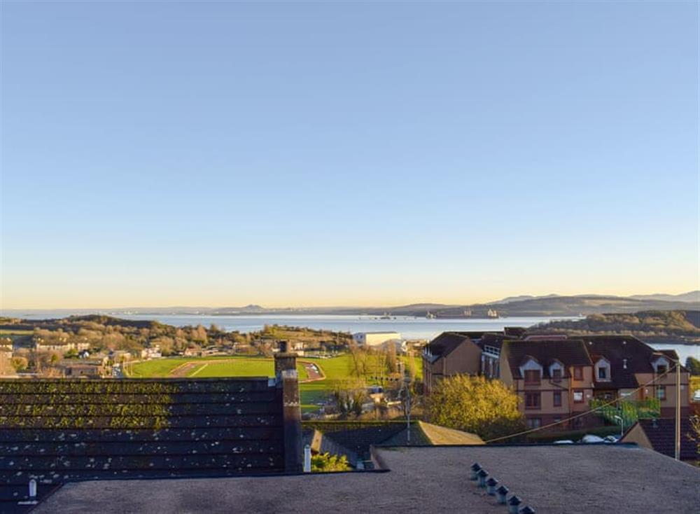 Wonderful far-reaching views at Forth View Apartment,