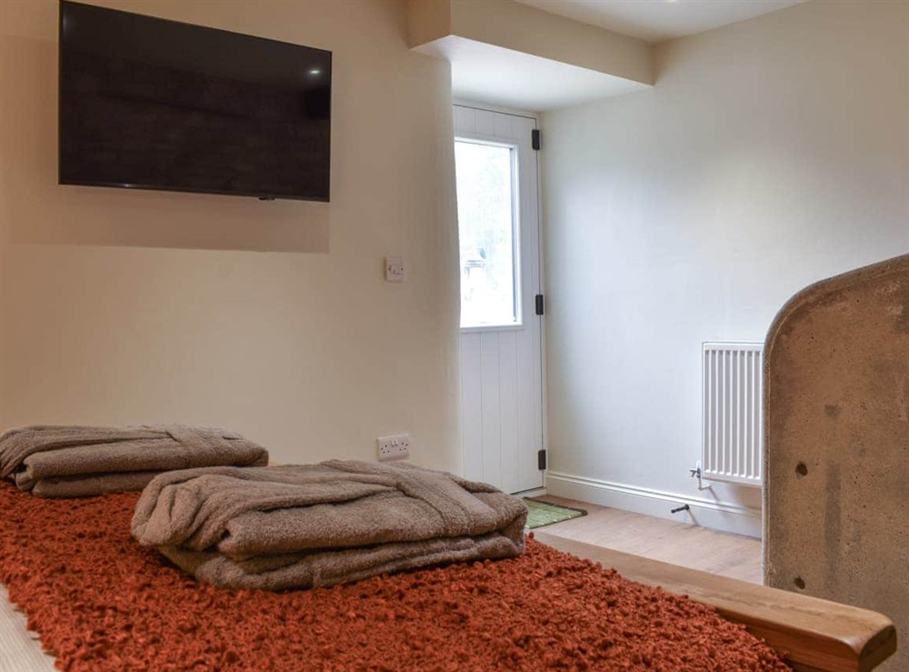 Double bedroom (photo 4) at The Cowshed in Earl Sterndale, near Buxton, Derbyshire