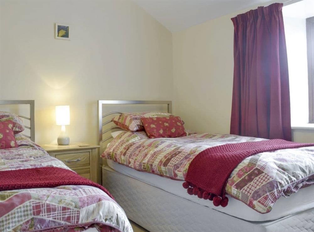 Light and airy twin bedroom at The Creamery in North Wootton, near Wells, Somerset
