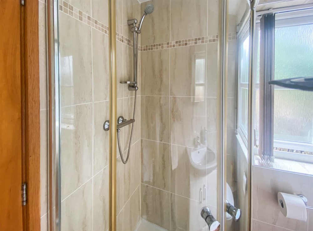 Bathroom (photo 2) at The Crows Nest in Flushing, near Falmouth, Cornwall