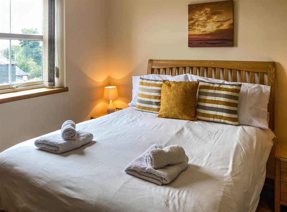 Double bedroom (photo 2) at The Crows Nest in Flushing, near Falmouth, Cornwall