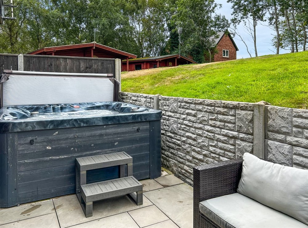 Hot tub at The Curious Stag in Rothbury, Northumberland