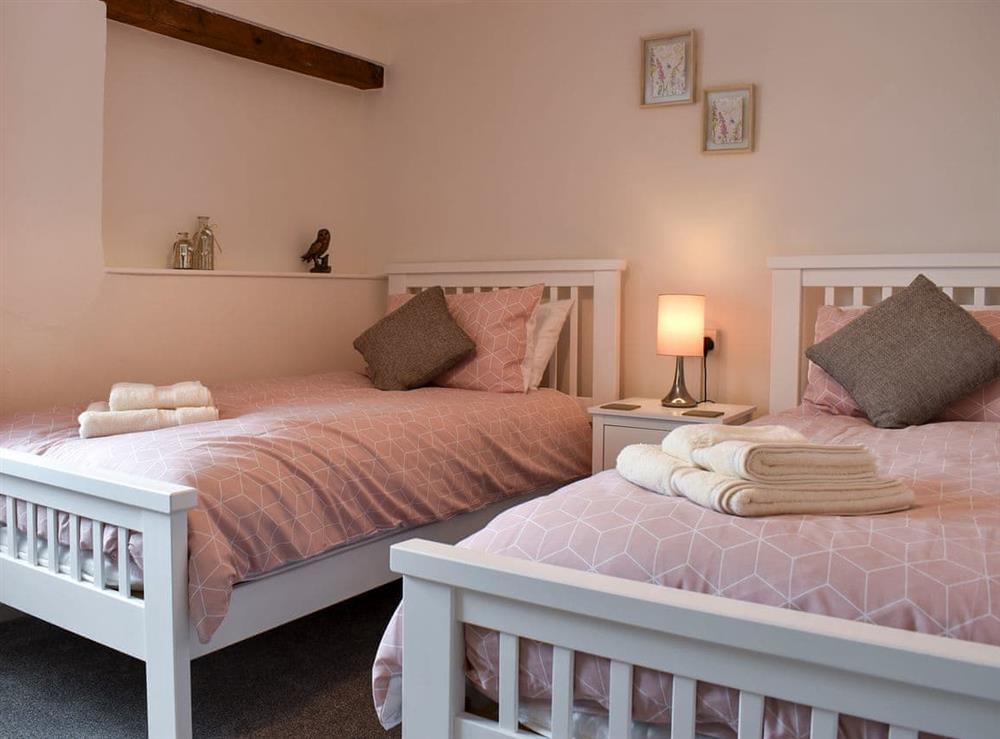 Twin bedroom at The Dairy Barn in Westleigh, near Tiverton, Devon