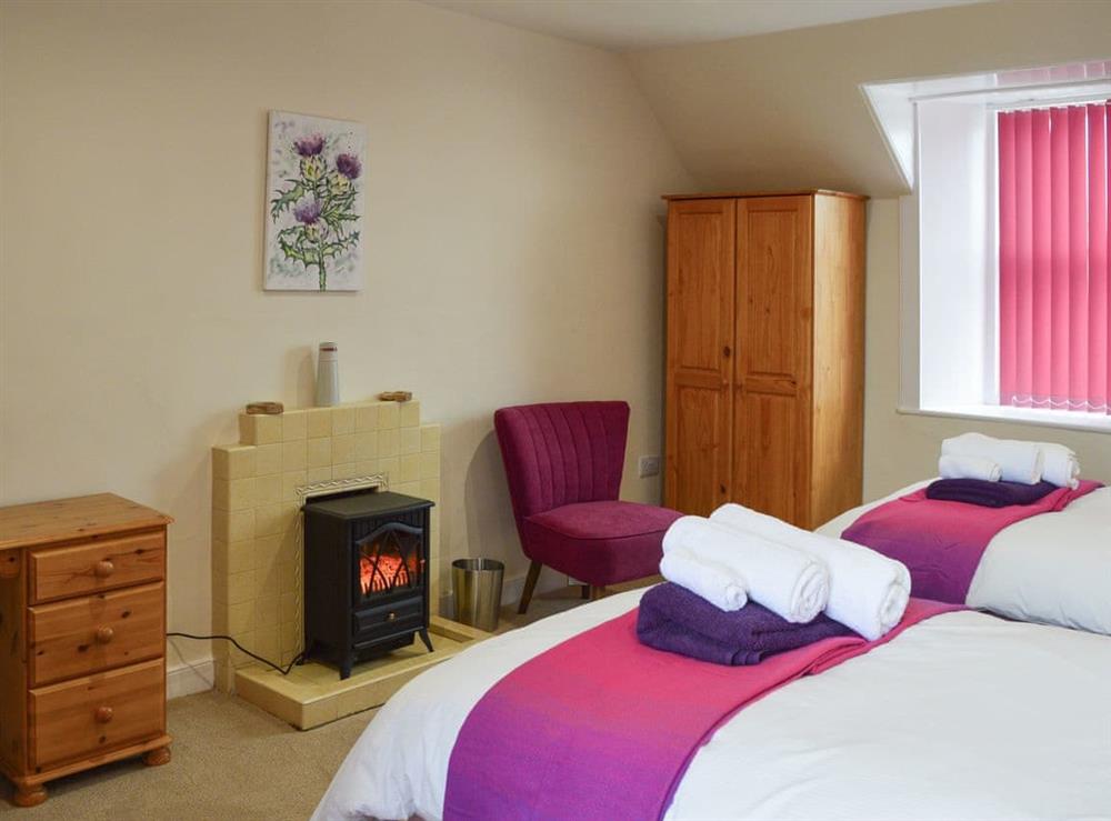 Good-sized twin bedroom at The Dairy House in Newton Stewart, near Wigtown, Wigtownshire