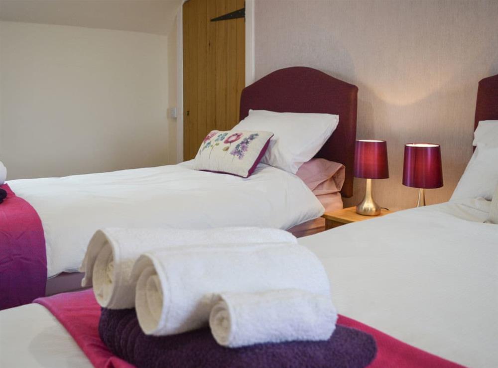 Inviting twin bedroom at The Dairy House in Newton Stewart, near Wigtown, Wigtownshire