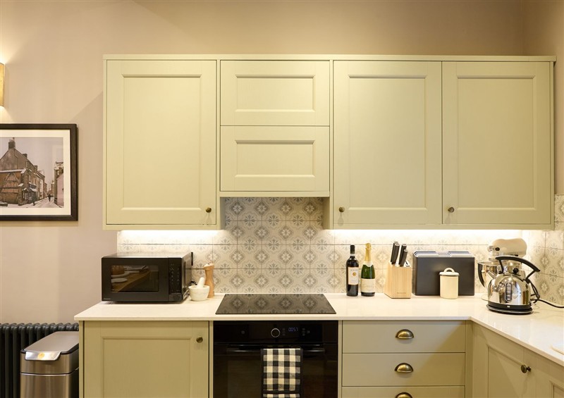 Kitchen (photo 2) at The Dovecote, Hopton