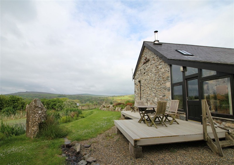 Enjoy the garden at The Dovecote, Llanychaer near Fishguard