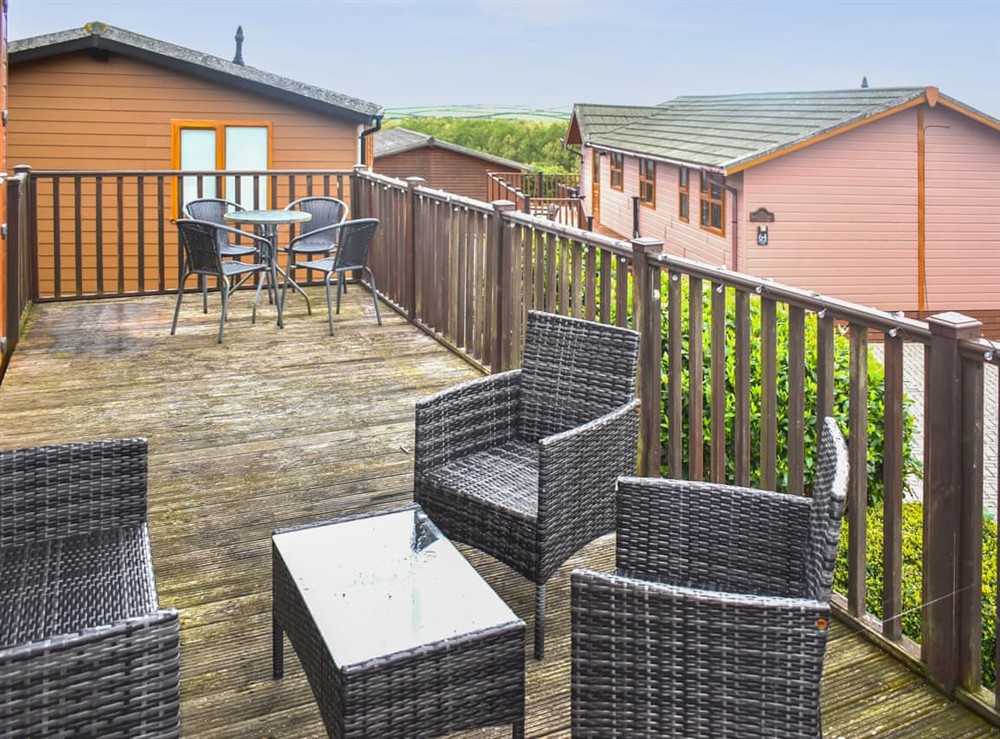 Decking (photo 2) at The Dragons Den in Ilfracombe, Devon