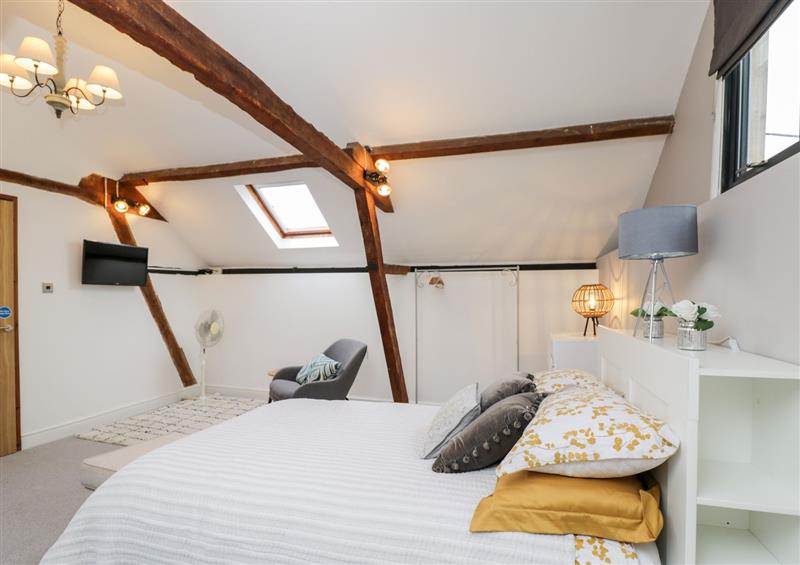 A bedroom in The Dunnit@Manor Farm at The Dunnit@Manor Farm, East Dean near West Tytherley