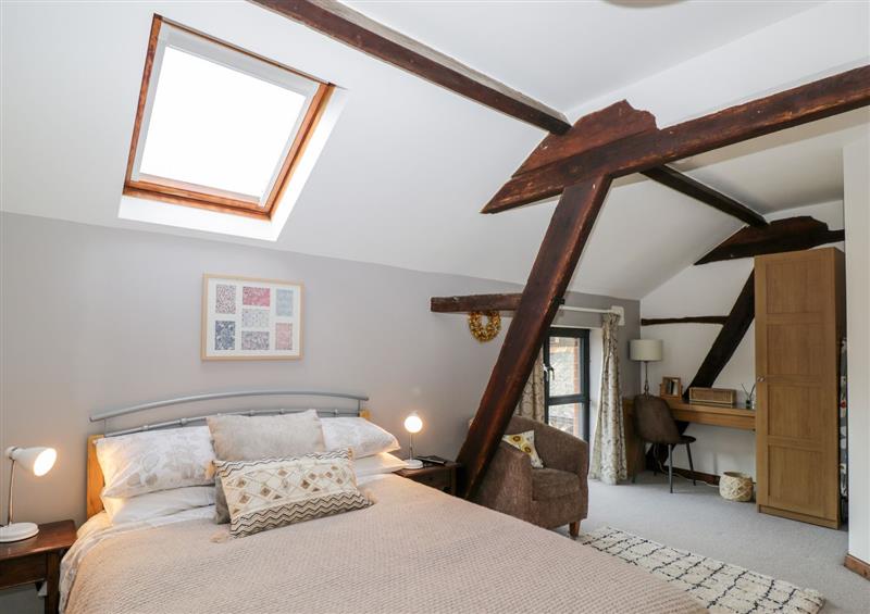 One of the bedrooms (photo 3) at The Dunnit@Manor Farm, East Dean near West Tytherley