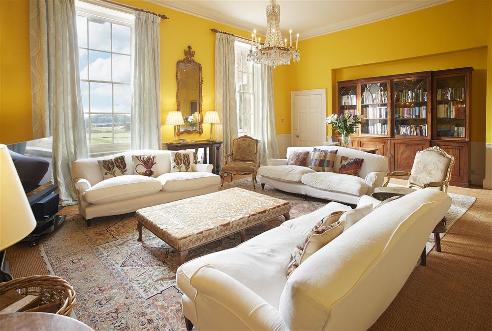 Beautiful first floor drawing room, perfect for retiring to after a special celebratory meal