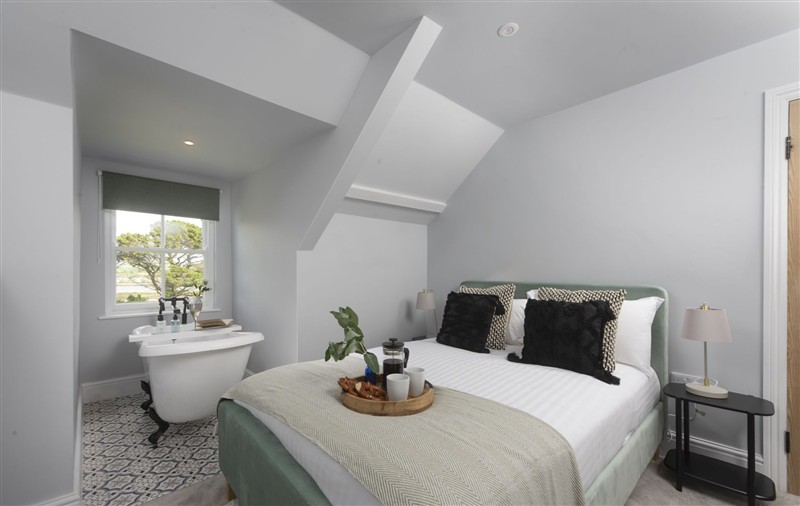 A photo of the bedroom (photo 3) at The Elms, Cornwall