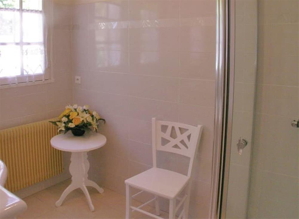 Bathroom at The End House in La Fôret Fouesnant, Finistère, France