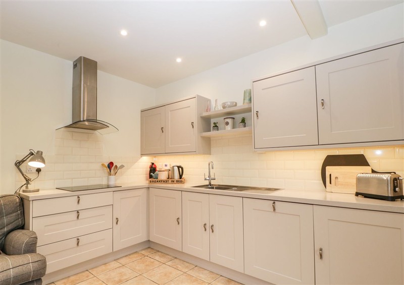 The kitchen (photo 3) at The End, Low Ham near Langport