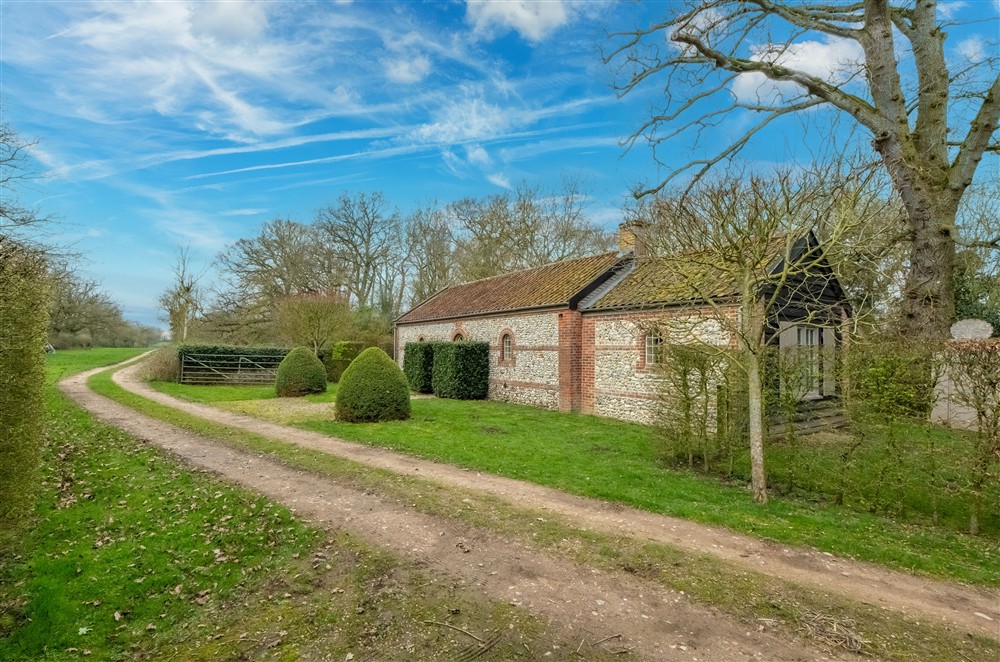 The drive to The Engine House at The Engine House, North Elmham