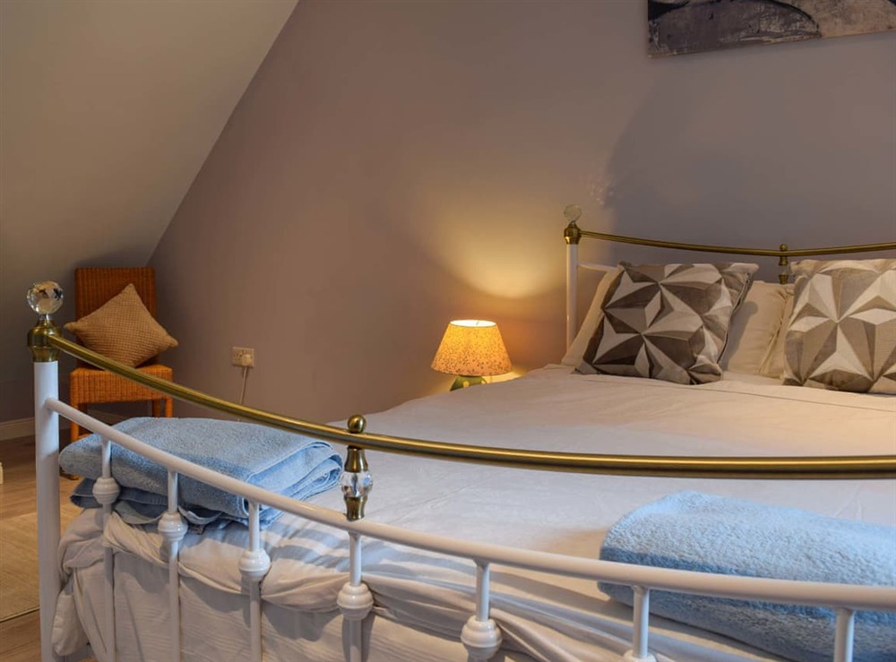 Double bedroom (photo 2) at The Ewelme Hideaway in Ewelme, near Benson, Oxfordshire