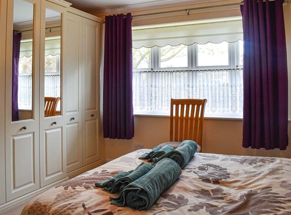 Double bedroom (photo 2) at The Fairway in Westgate-on-Sea, Kent