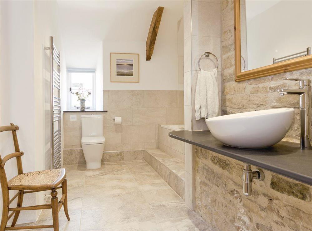 Luxurious bathroom at The Farmhouse at Higher Westwater Farm in Axminster, Devon