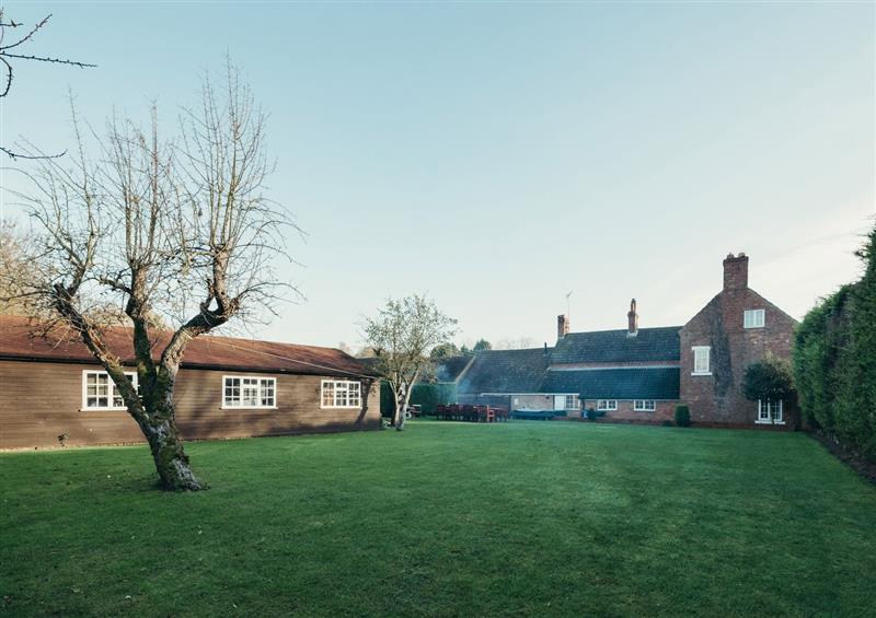 Photos of The Farmhouse at West Drayton Farm, West Drayton near Markham