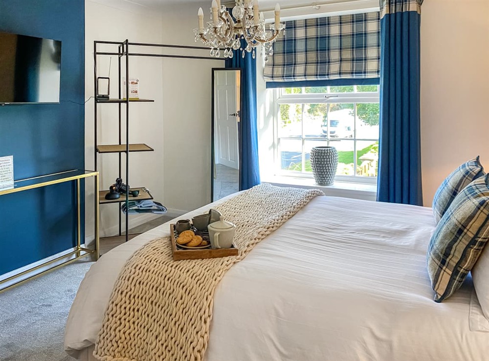 Double bedroom (photo 2) at The Farmhouse in Featherstone, near Wakefield, West Yorkshire