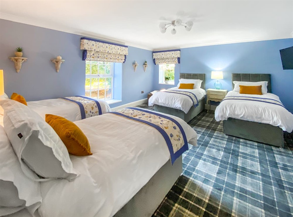 Twin bedroom at The Farmhouse in Featherstone, near Wakefield, West Yorkshire