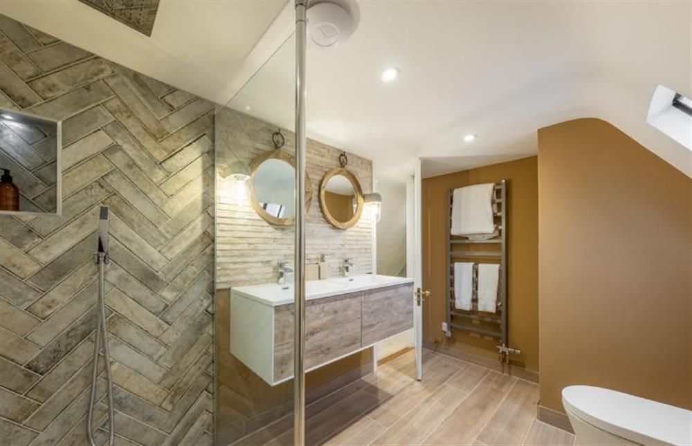 En-suite wet room (photo 3) at The Farmhouse, Nether Hall Estate, Pakenham