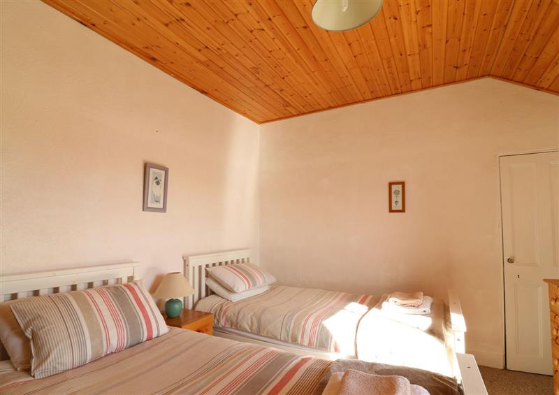 Twin bedroom at The Farmhouse, Pendeen, Cornwall