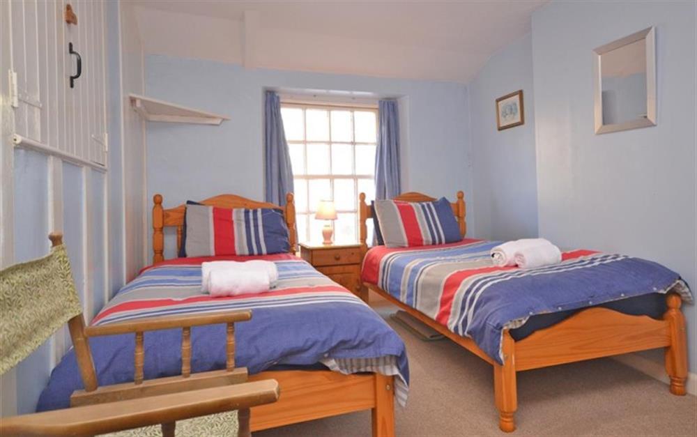 The twin bedroom  at The Fellery in Looe